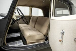 Immagine 11/35 di Citroën Traction Avant 11 légère (1955)