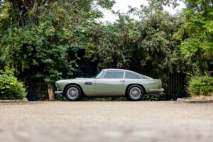 Image 21/50 de Aston Martin DB 4 (1960)