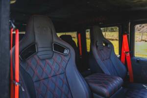 Bild 14/50 von Land Rover Defender Tophat (2007)