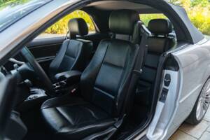 Image 22/50 of BMW 320Ci (2001)