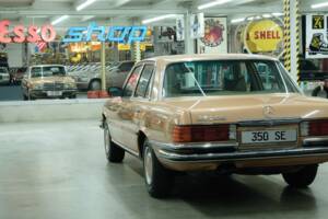 Image 9/50 de Mercedes-Benz 350 SE (1973)