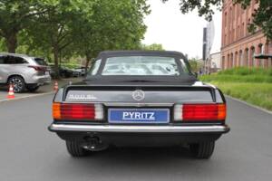 Image 20/20 de Mercedes-Benz 500 SL (1986)