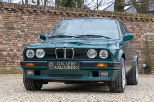 Bild 26/50 von BMW 316i Touring (1993)
