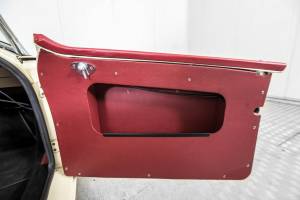 Image 18/50 of MG MGA 1500 (1958)
