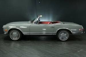 Image 3/50 of Mercedes-Benz 250 SL (1968)