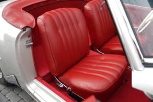Image 10/47 de Mercedes-Benz 190 SL (1956)