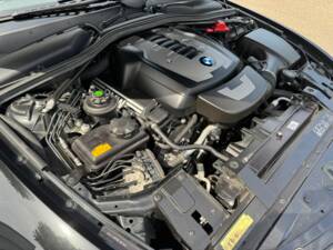 Bild 76/99 von BMW 650i (2007)
