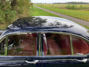 Imagen 40/44 de Jaguar S-Type 3.8 (1966)