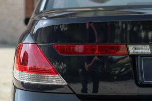 Image 11/50 de BMW 745Li (2001)