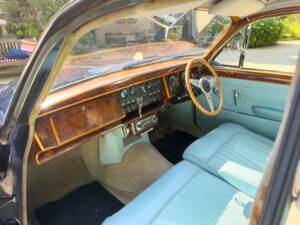 Imagen 17/21 de Daimler V8-250 (1968)