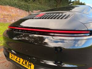 Bild 33/35 von Porsche 911 Targa 4 (2023)