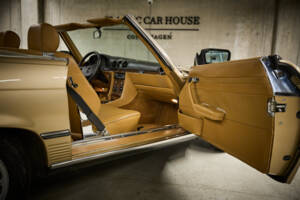 Imagen 57/99 de Mercedes-Benz 300 SL (1987)