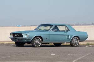 Image 49/50 of Ford Mustang 200 (1967)