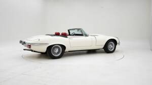 Image 2/15 de Jaguar Type E V12 (1973)
