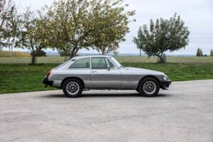 Image 5/26 of MG MGB GT V8 SEC (1981)