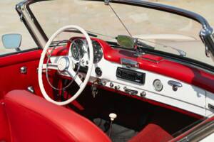 Image 43/50 of Mercedes-Benz 190 SL (1959)