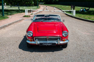 Bild 16/81 von MG MGC (1968)