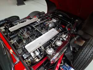 Bild 18/24 von Jaguar E-Type V12 (1973)
