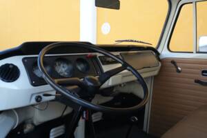Bild 8/16 von Volkswagen T2a Kleinbus (1967)