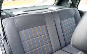 Image 29/48 de Volkswagen Golf Mk II GTi 16V 1.8 (1990)