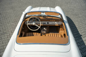 Image 20/38 of Mercedes-Benz 300 SL Roadster (1961)