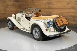 Image 13/19 of MG TD (1953)