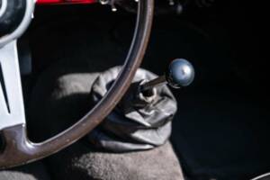 Image 17/46 of Alfa Romeo 2000 Spider (1960)