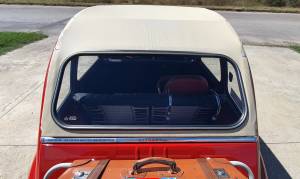 Image 18/34 of Citroën 2 CV 6 Charleston (1981)