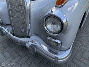 Image 13/36 of Mercedes-Benz 300 d (1958)
