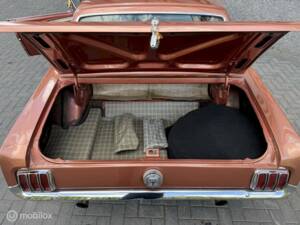 Image 21/33 of Ford Mustang GT (1966)