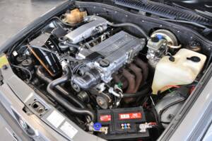 Image 30/34 de Alfa Romeo 75 2.0 Twin Spark (1987)