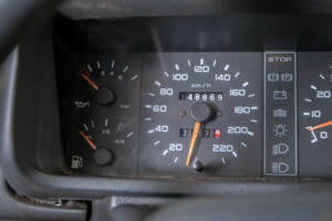 Image 20/50 de Peugeot 205 GTi 1.6 (1986)