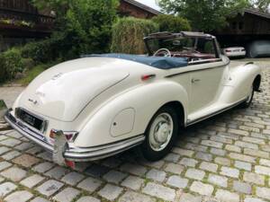 Image 11/15 of Mercedes-Benz 300 S (1953)