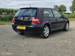 Image 8/42 of Volkswagen Golf IV 1.6 (2003)