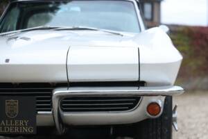 Imagen 33/50 de Chevrolet Corvette Sting Ray Convertible (1964)