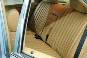 Bild 36/50 von Mercedes-Benz 420 SE (1988)