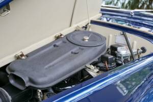 Image 38/49 of Bentley S 3 Continental Flying Spur (1964)