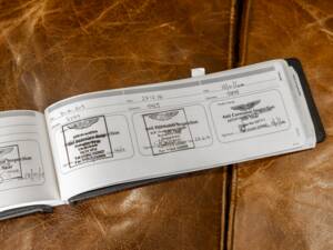 Image 71/77 of Aston Martin DBS (2009)