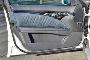 Imagen 8/100 de Mercedes-Benz E 55 AMG (2003)