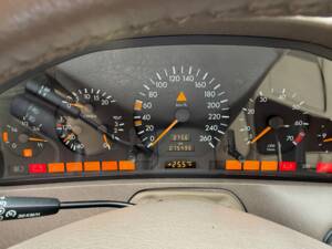 Image 14/24 of Mercedes-Benz SL 280 (1996)