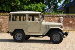 Bild 17/50 von Toyota Land Cruiser BJ 40 (1977)