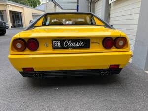 Image 11/18 of Ferrari Mondial T (1990)