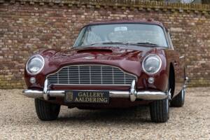 Image 12/50 de Aston Martin DB 5 Vantage (1965)