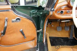 Afbeelding 28/50 van Mercedes-Benz 220 SE b (1964)