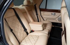 Image 37/46 of Bentley Arnage T (2004)