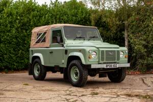 Bild 38/50 von Land Rover Defender 90 TD4 (2008)