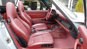 Image 21/23 of Porsche 911 Carrera 2 (1994)