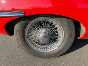 Image 39/62 of Jaguar E-Type (1969)