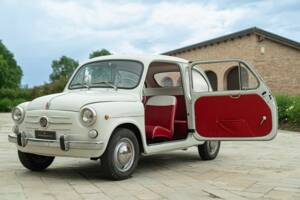 Bild 2/50 von FIAT 750 (1963)