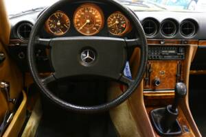 Afbeelding 19/25 van Mercedes-Benz 280 SLC (1980)